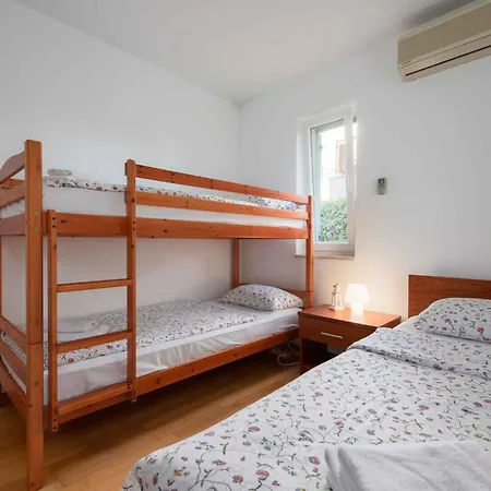 In - Istrien 51991 פורץ